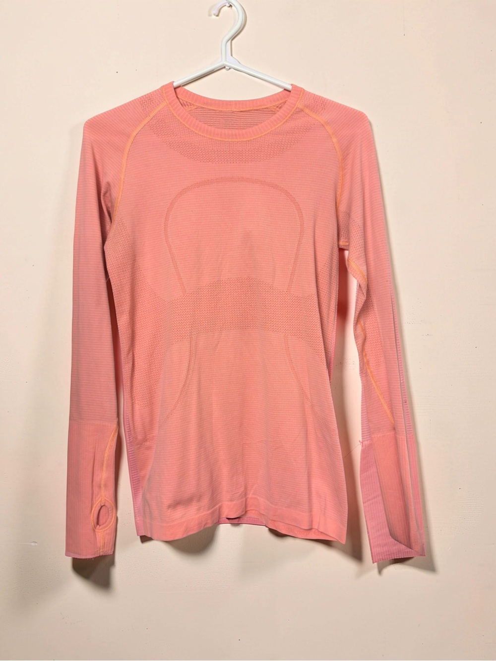 Lululemon Coral Pink Seamless Long Sleeve Running Workout Top Thumbhole Sleeves